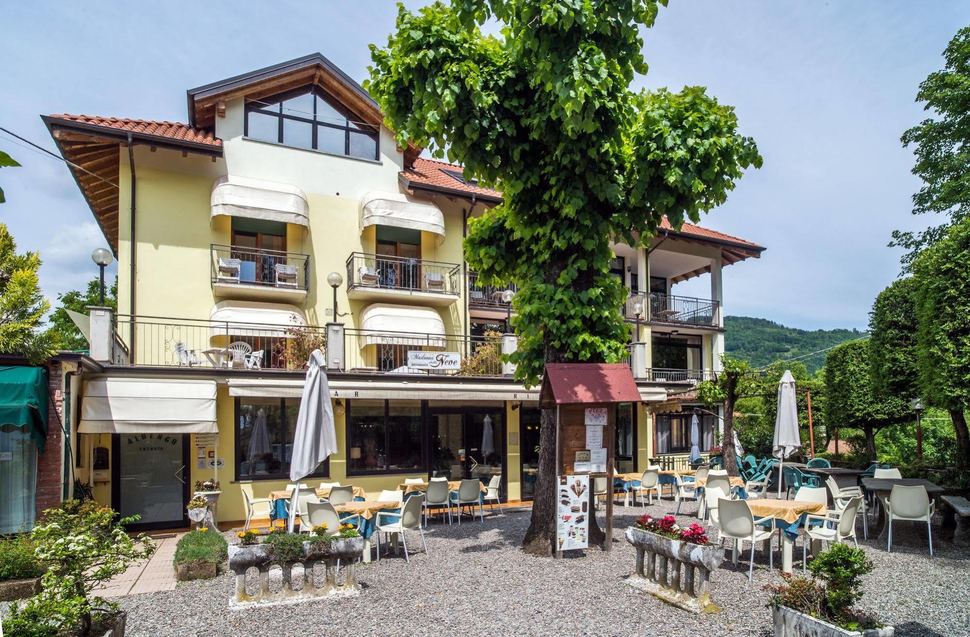 Madonna Della Neve Hotel Петенаско Екстериор снимка