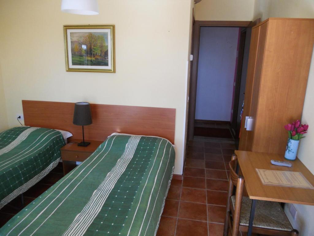 Madonna Della Neve Hotel Петенаско Стая снимка